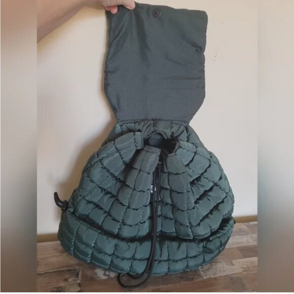Free People NWT Movement Green Quilted Backpack Bag - Picture 7 of 8